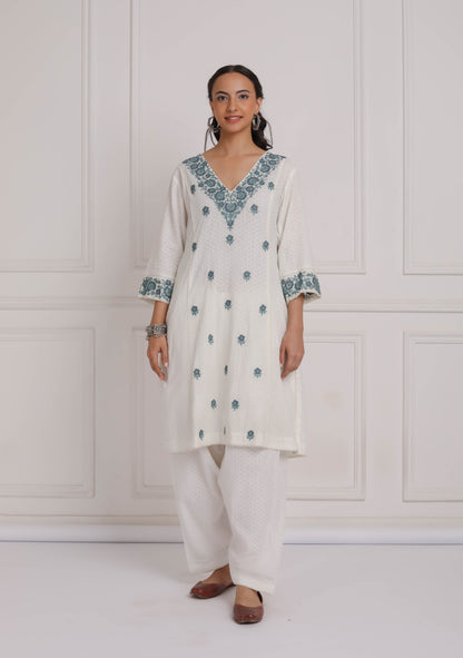 Off White Cotton Kurta & Pant Salwar Set- Blue