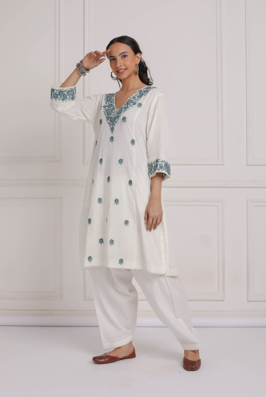 Off White Cotton Kurta & Pant Salwar Set- Blue