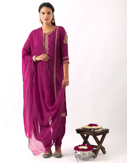 Magenta Pink Neck Embroidered Kurta & Dhoti Set