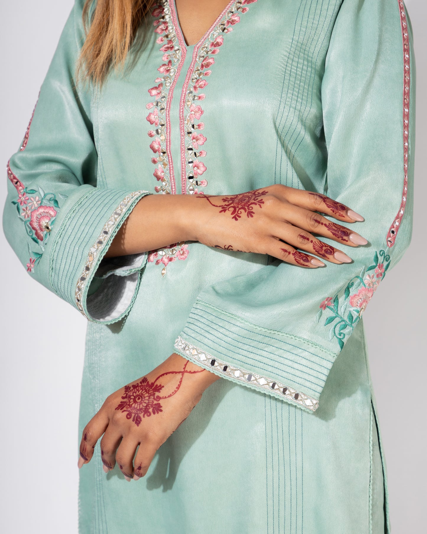 Blue Embroidered Sleeve Kurta & Pant Set